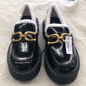 Torrid Shearling Trim Black Loafer Gold Hardware Chunky Heel 6.5 Wide NWT